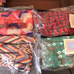 Set of 4 LuLaRoe leggings TC
